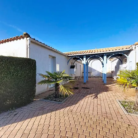 Le Clos Des Chenes-1 By Interhome * Les Mathes